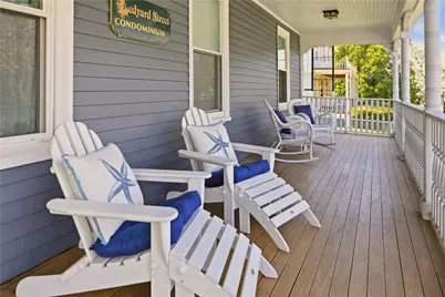 419 Broadway #5, Newport, RI 02840 - Photo 5