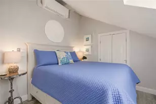 419 Broadway, Newport, RI 02840 - Photo 23