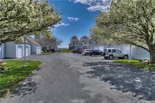 204 Bellevue Ct, Narragansett, RI 02882 - Photo 31