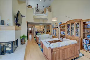 204 Bellevue Ct, Narragansett, RI 02882 - Photo 13