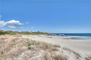 204 Bellevue Ct, Narragansett, RI 02882 - Photo 37