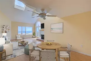 204 Bellevue Ct, Narragansett, RI 02882 - Photo 11