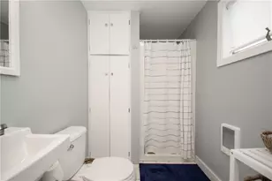 33 Slocum St, Newport, RI 02840 - Photo 17