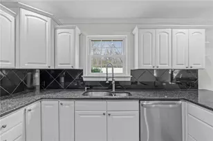 70 Foddering Farm Rd, Narragansett, RI 02882 - Photo 15