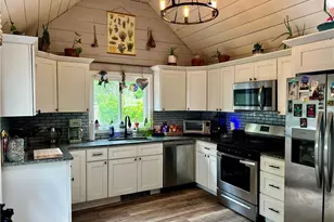 72 Farnum Pike, Smithfield, RI 02917 - Photo 11