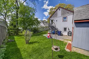11 Johnson Ave, North Kingstown, RI 02852 - Photo 3