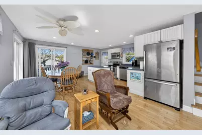 11 Johnson Avenue, North Kingstown, RI 02852 - Photo 17
