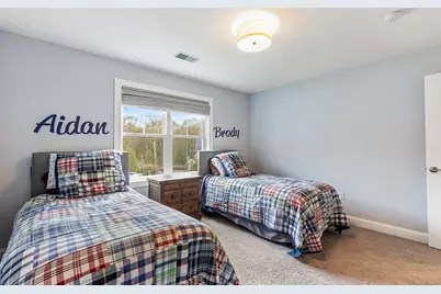 76 Woods Lane, Cranston, RI 02921 - Photo 23