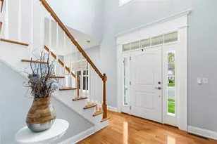76 Woods Ln, Cranston, RI 02921 - Photo 5