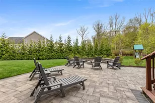 76 Woods Ln, Cranston, RI 02921 - Photo 47