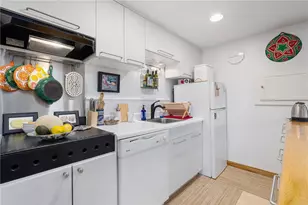 93 Old Succotash Rd, South Kingstown, RI 02879 - Photo 31