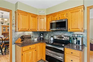 55 Fishing Cove Rd, North Kingstown, RI 02852 - Photo 17