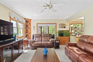 55 Fishing Cove Rd, North Kingstown, RI 02852 - Photo 21