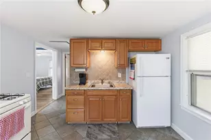 53 Norfolk Rd, Warwick, RI 02886 - Photo 13