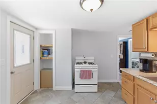 53 Norfolk Rd, Warwick, RI 02886 - Photo 15