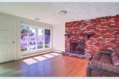8 Ashby Street, Johnston, RI 02919 - Photo 7