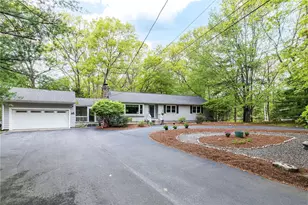 529 Shippeetown Rd, East Greenwich, RI 02818 - Photo 3