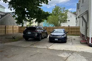 38 Harvest St, Providence, RI 02908 - Photo 5
