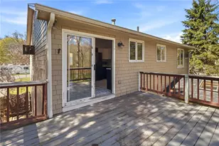 80 Oakside St, Warwick, RI 02889 - Photo 23