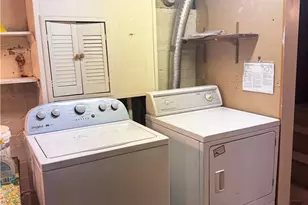 153 Chandler Ave, Pawtucket, RI 02860 - Photo 25
