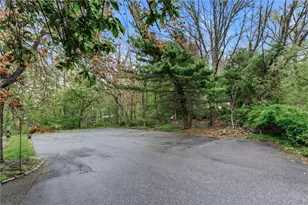 2320 Diamond Hill Rd, Woonsocket, RI 02895 - Photo 21
