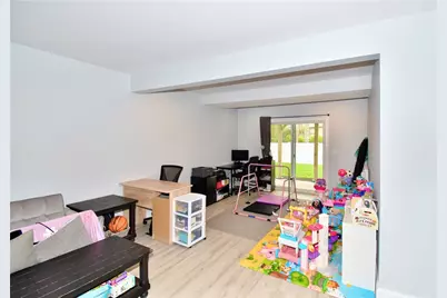 81 Lonsdale Street, West Warwick, RI 02893 - Photo 19