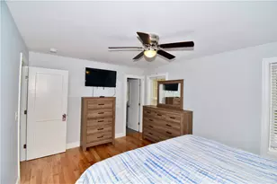 81 Lonsdale St, West Warwick, RI 02893 - Photo 17