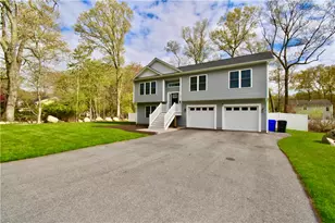 81 Lonsdale St, West Warwick, RI 02893 - Photo 3