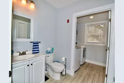 81 Lonsdale Street, West Warwick, RI 02893 - Photo 23