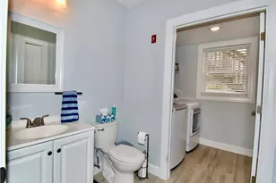 81 Lonsdale St, West Warwick, RI 02893 - Photo 23