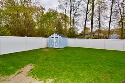 81 Lonsdale Street, West Warwick, RI 02893 - Photo 29