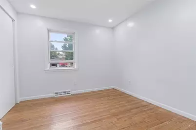27 Douglas Circle, Smithfield, RI 02828 - Photo 9