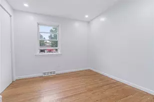 27 Douglas Cir, Smithfield, RI 02828 - Photo 9