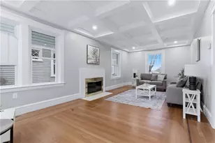 104 Woodbine St, Providence, RI 02906 - Photo 7