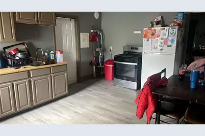 252 Front Street, Woonsocket, RI 02895 - Photo 9