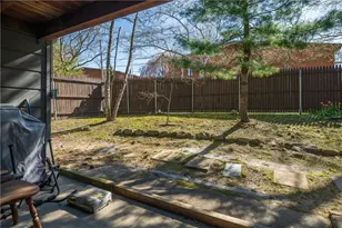 24 Camp St, Providence, RI 02906 - Photo 21