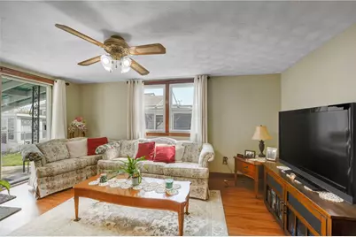 8 No Rose Street, East Providence, RI 02914 - Photo 5
