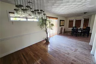 140 Lake View Rd, Cranston, RI 02920 - Photo 9