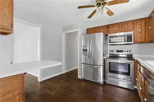 21 Citizen St, Cumberland, RI 02864 - Photo 5