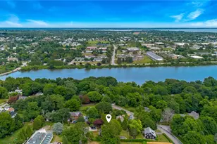 7 Blvd East Blvd, Middletown, RI 02842 - Photo 49