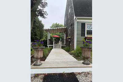 7 Boulevard East Boulevard, Middletown, RI 02842 - Photo 21