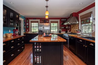 7 Boulevard East Boulevard, Middletown, RI 02842 - Photo 11