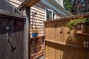 7 Blvd East Blvd, Middletown, RI 02842 - Photo 39