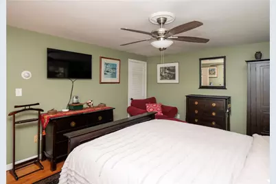 7 Boulevard East Boulevard, Middletown, RI 02842 - Photo 31
