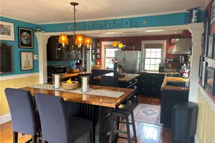 7 Blvd East Blvd, Middletown, RI 02842 - Photo 3