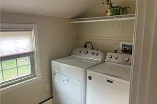 7 Blvd East Blvd, Middletown, RI 02842 - Photo 11