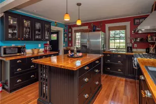 7 Blvd East Blvd, Middletown, RI 02842 - Photo 13