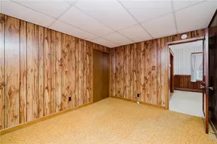 266 Norfolk Ave, Pawtucket, RI 02861 - Photo 29