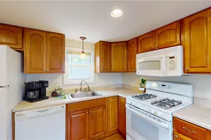 14 Krzak Rd, North Kingstown, RI 02852 - Photo 13