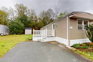 14 Krzak Rd, North Kingstown, RI 02852 - Photo 5